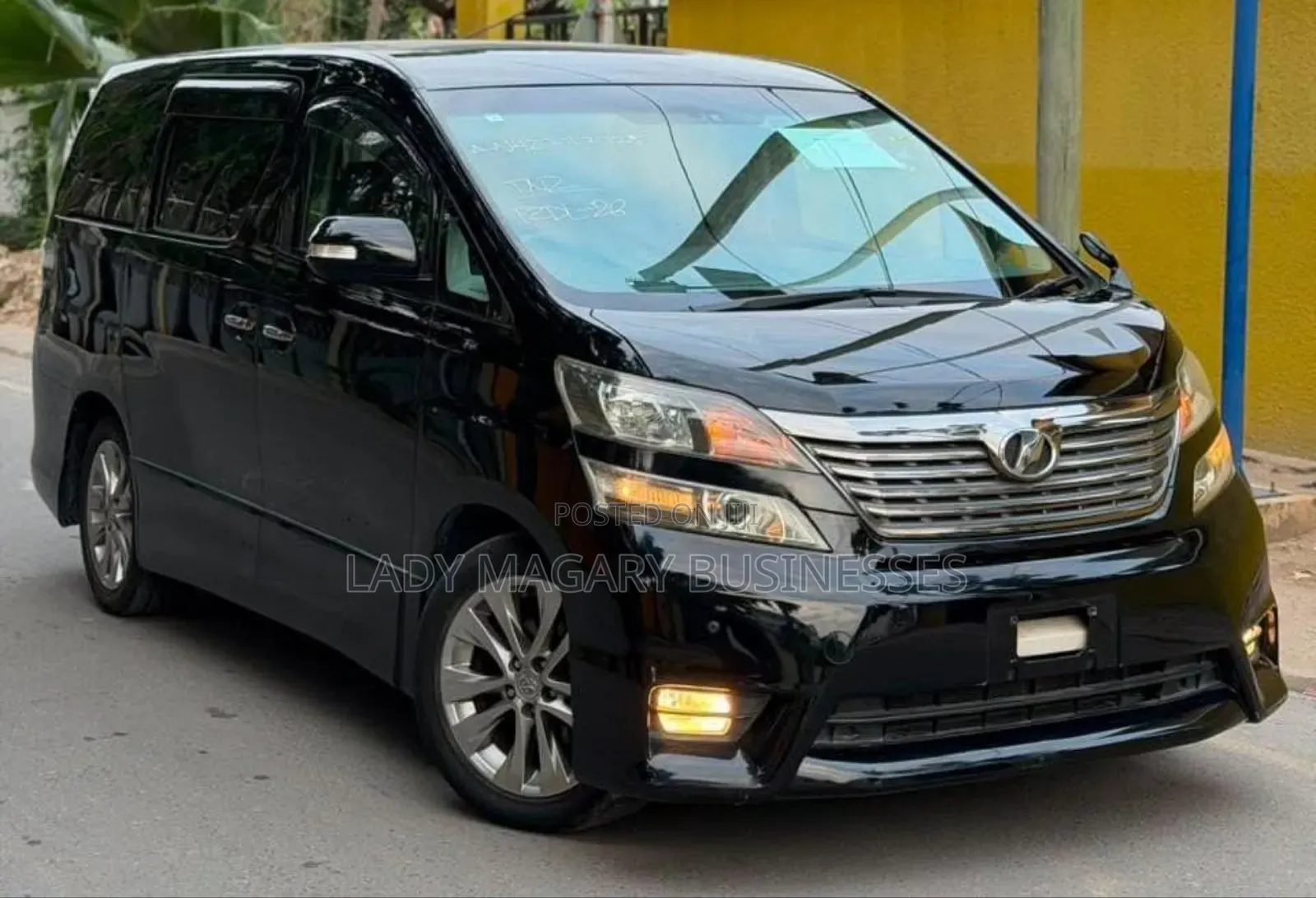 Toyota Vellfire V 2.4 FWD 7-Seater 2009 Black