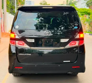 Toyota Vellfire V 2.4 FWD 7-Seater 2009 Black