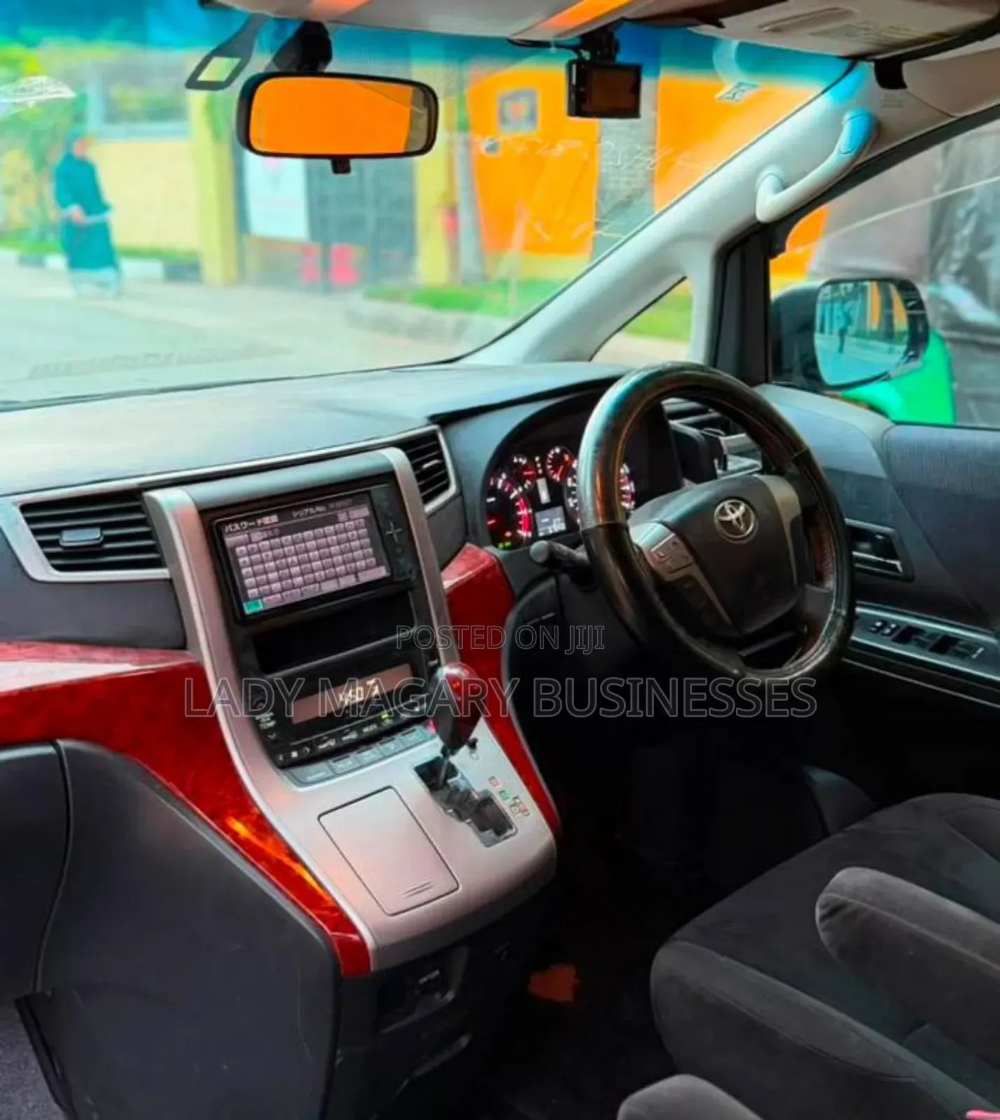 Toyota Vellfire V 2.4 FWD 7-Seater 2009 Black