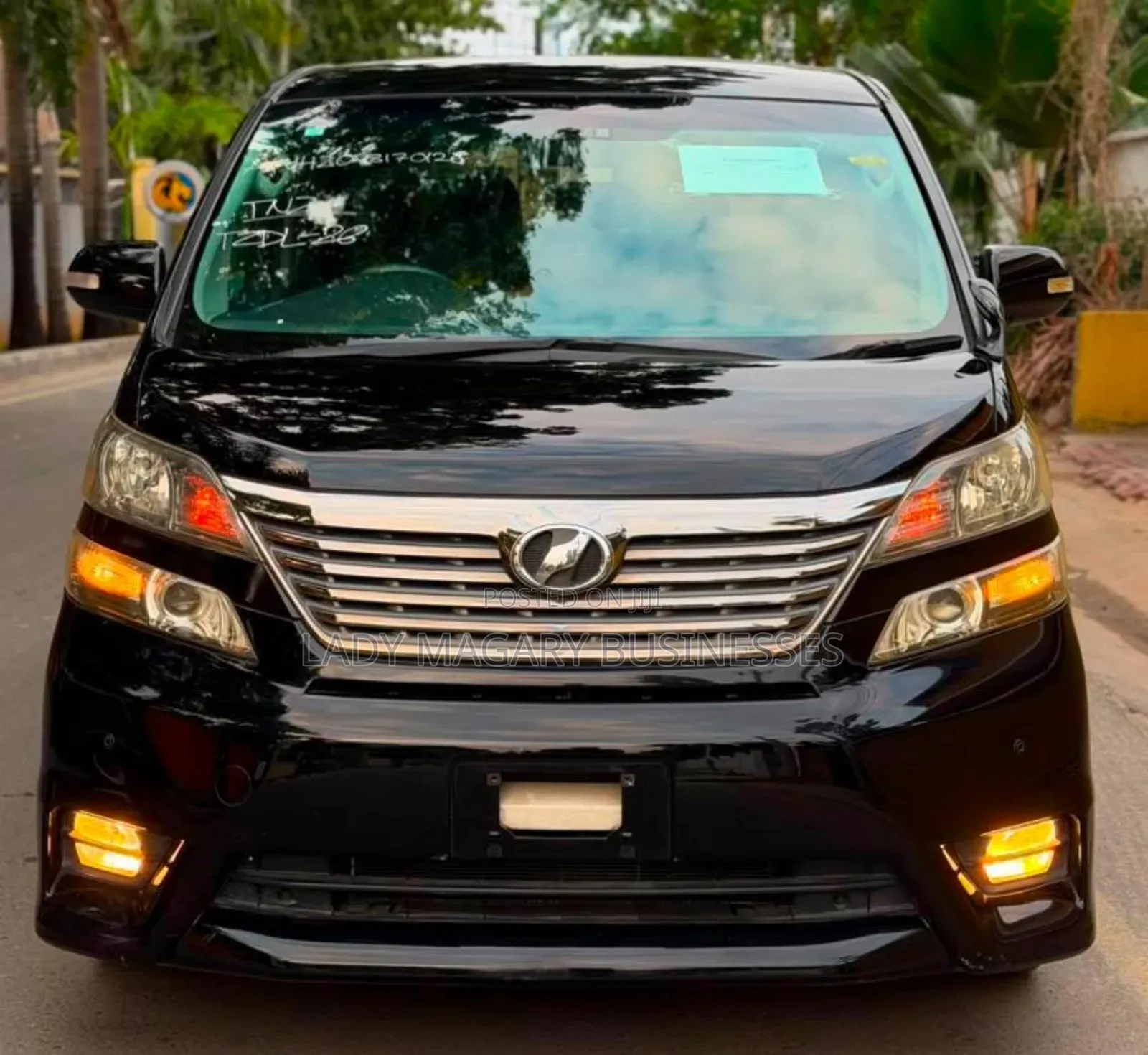 Toyota Vellfire V 2.4 FWD 7-Seater 2009 Black