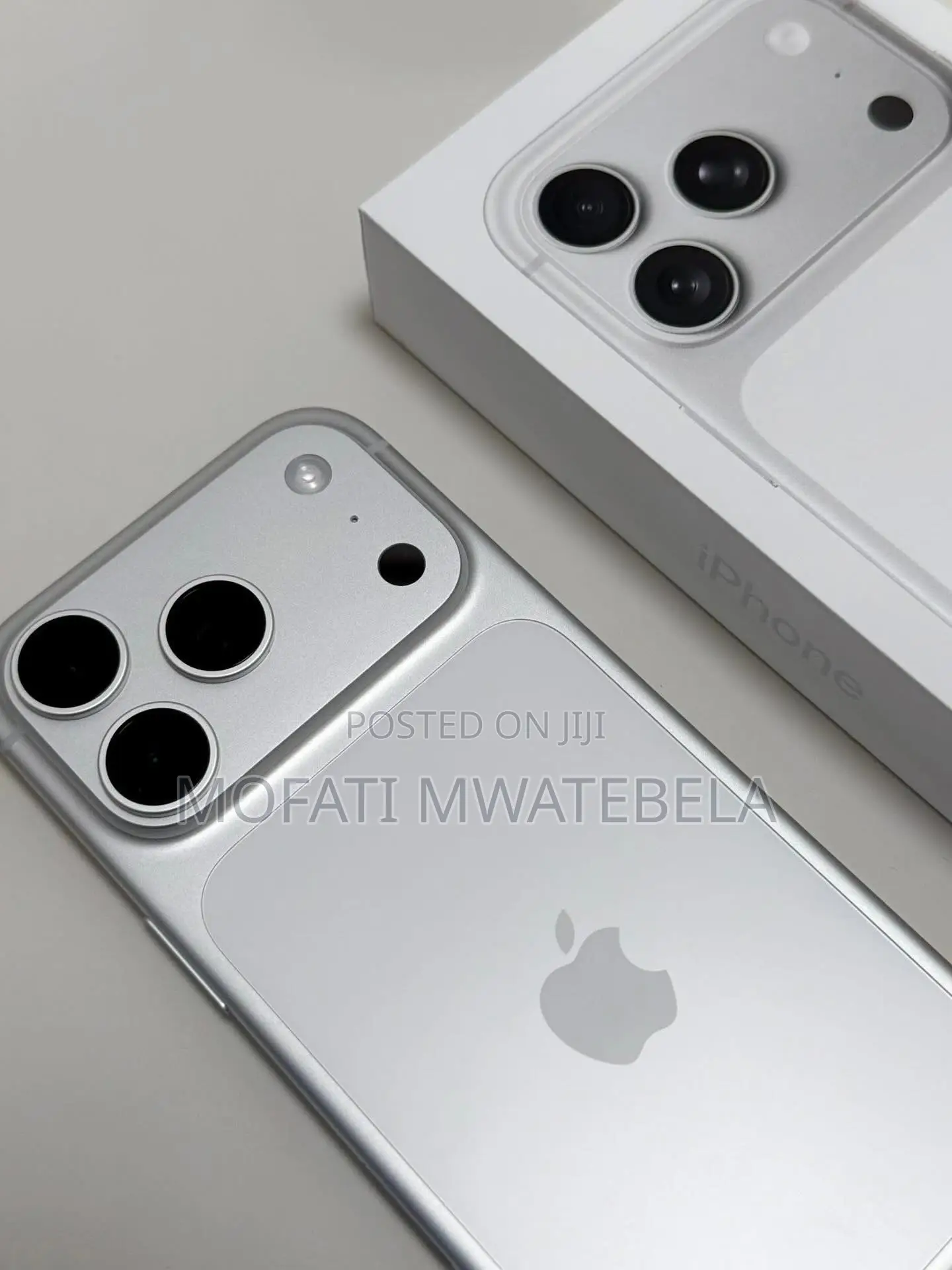 New Apple iPhone 17 Pro Max 256 GB White