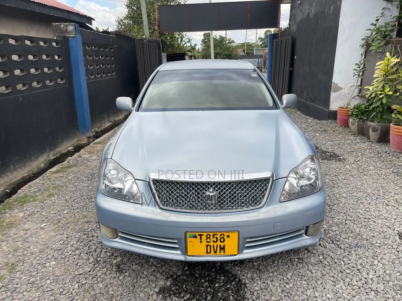 Toyota Crown Royale 2005 Blue