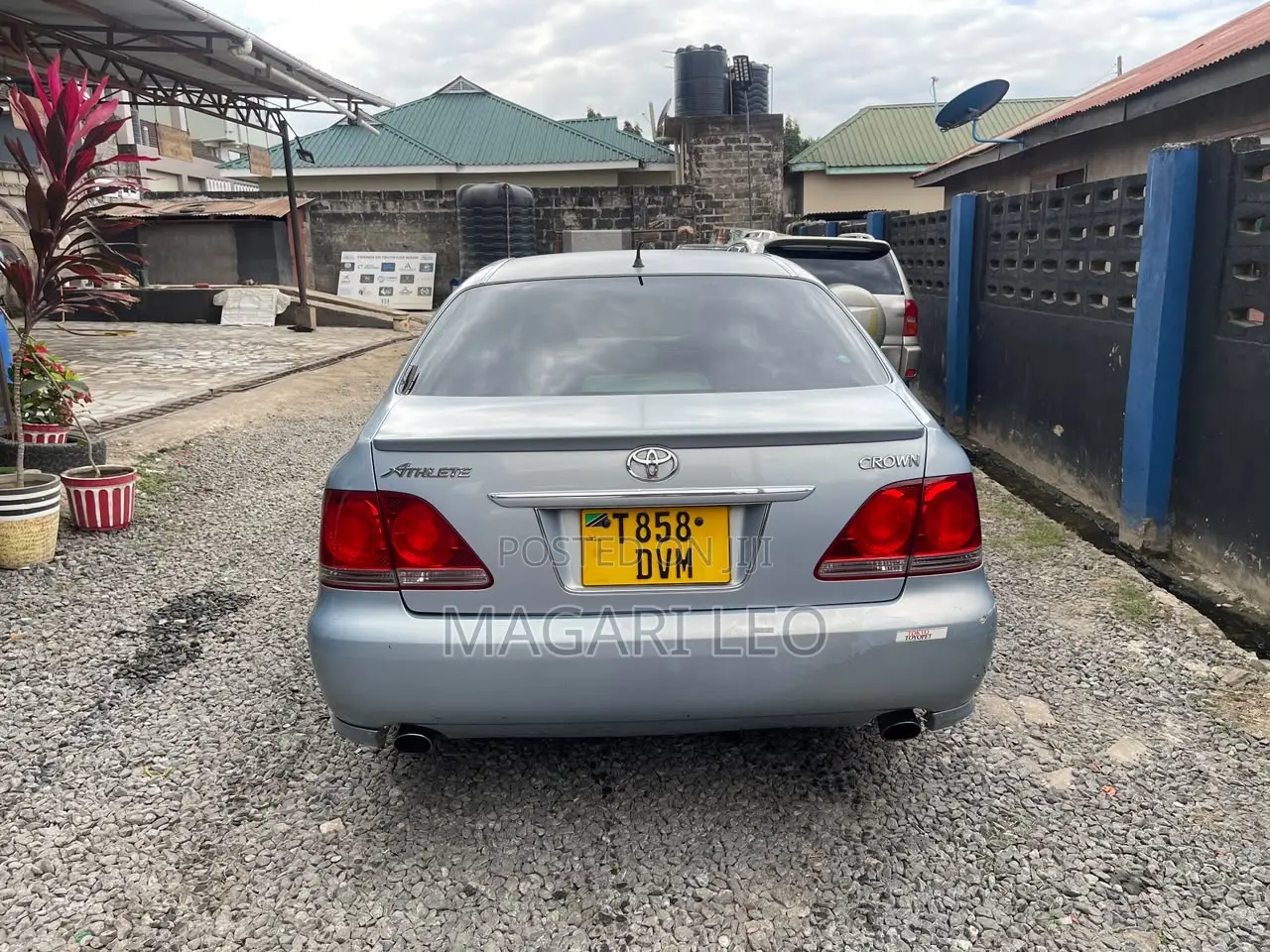 Toyota Crown Royale 2005 Blue