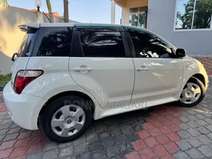 Toyota IST 2005 White