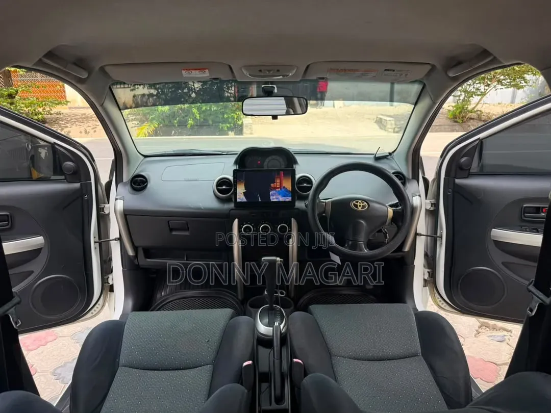 Toyota IST 2005 White