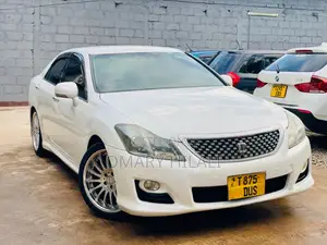 Toyota Crown 2009 Pearl