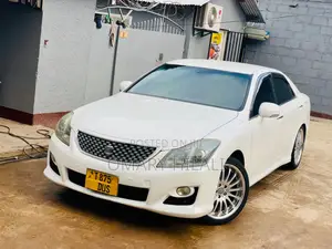 Toyota Crown 2009 Pearl