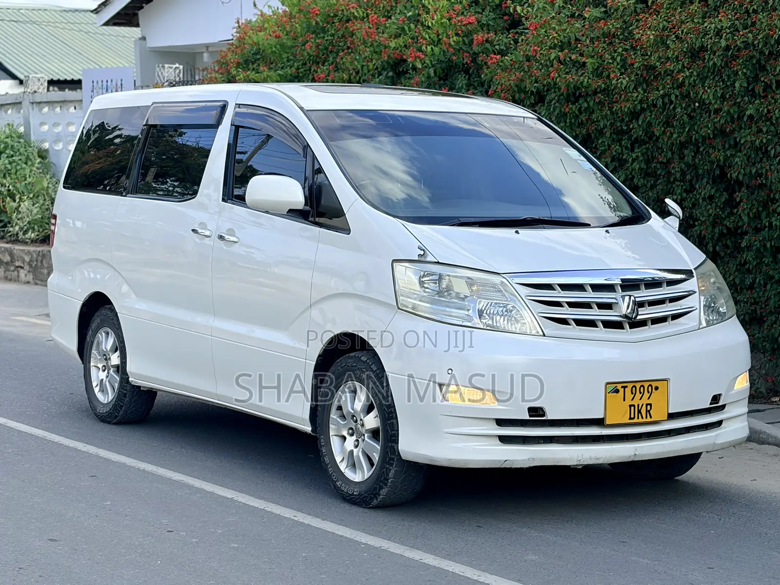 Toyota Alphard 2.4 Petrol AWD 2007 White
