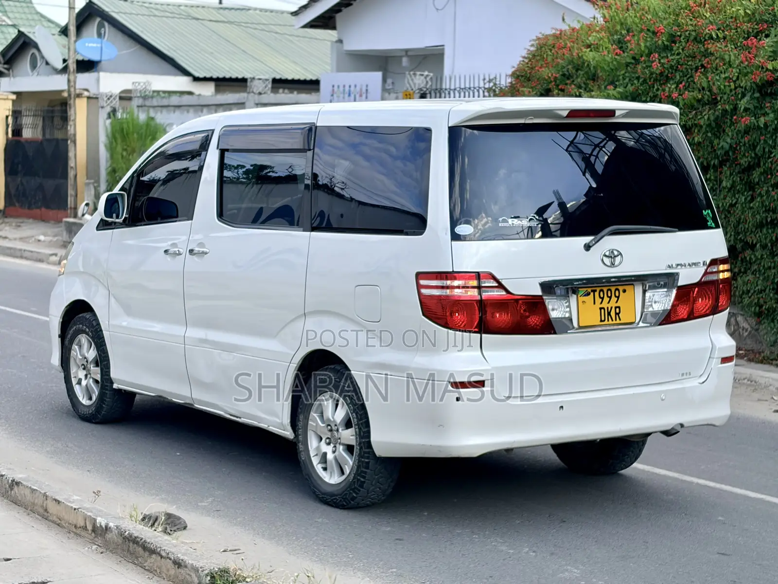 Toyota Alphard 2.4 Petrol AWD 2007 White