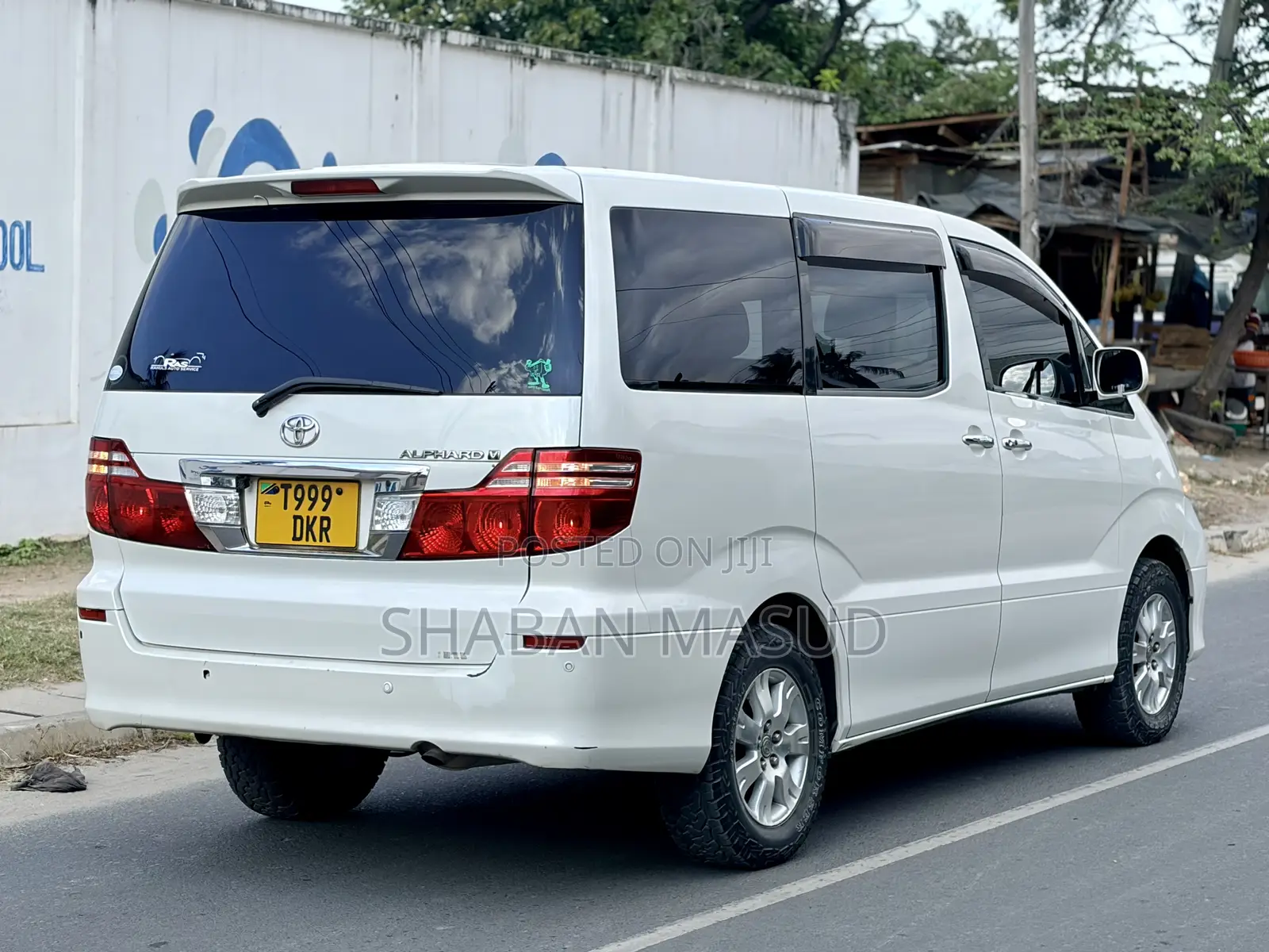 Toyota Alphard 2.4 Petrol AWD 2007 White