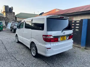Toyota Alphard 2.4 Petrol AWD 2005 White