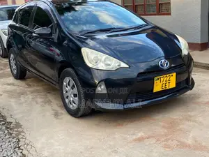 Toyota Aqua 2011 Black