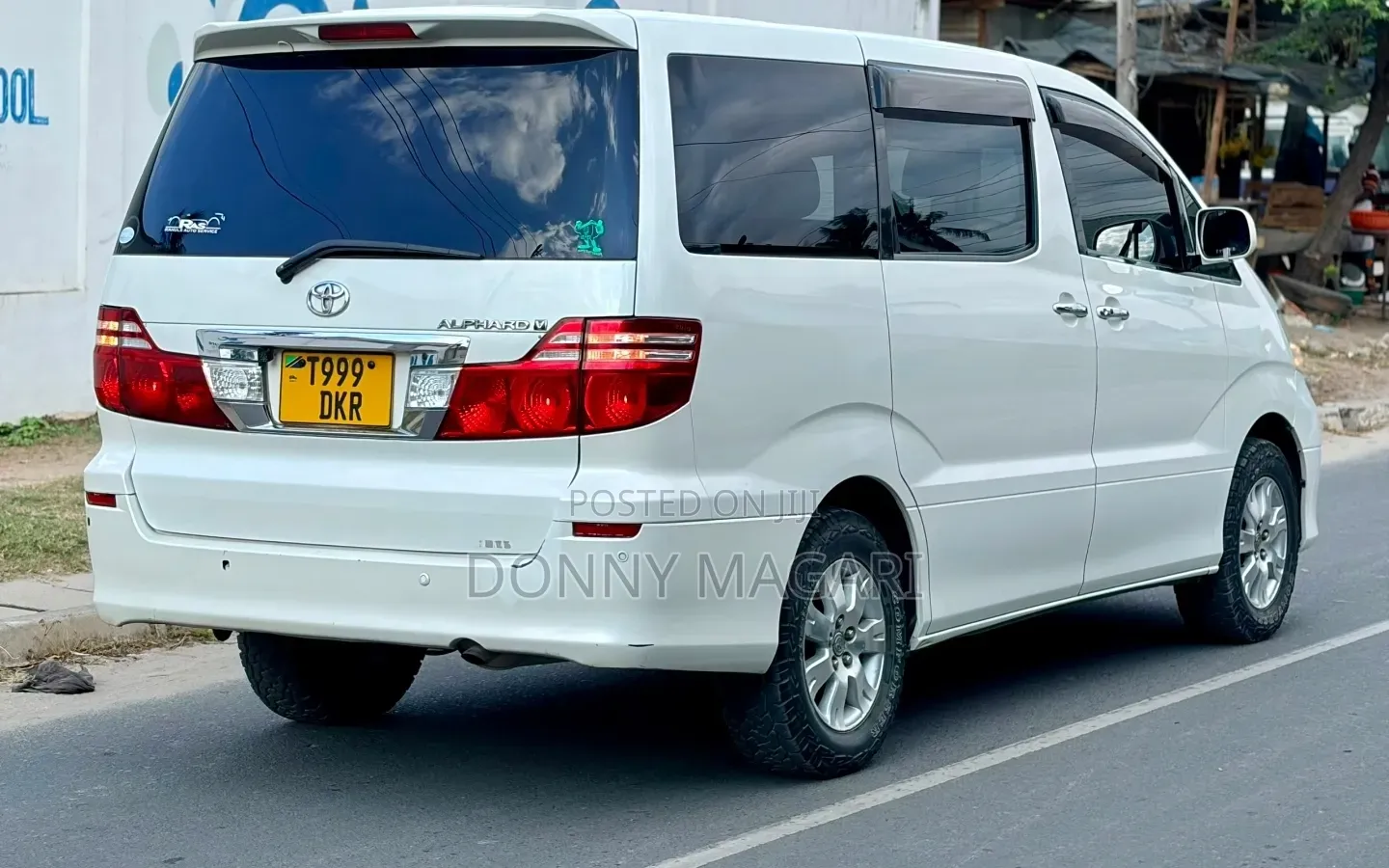Toyota Alphard 2006 White