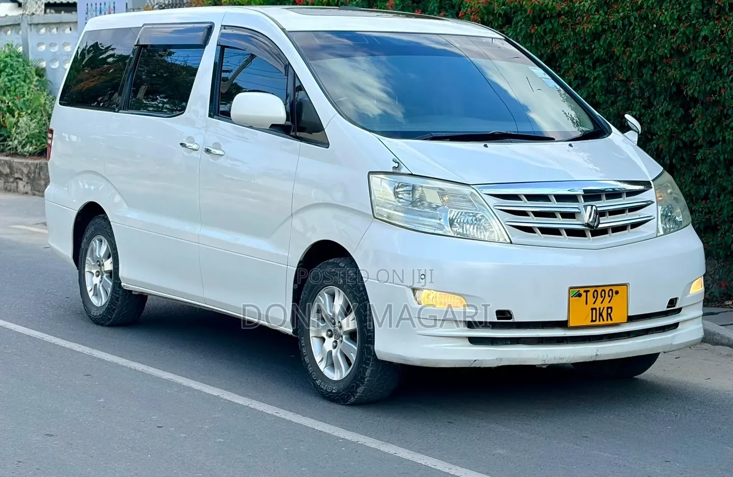 Toyota Alphard 2006 White