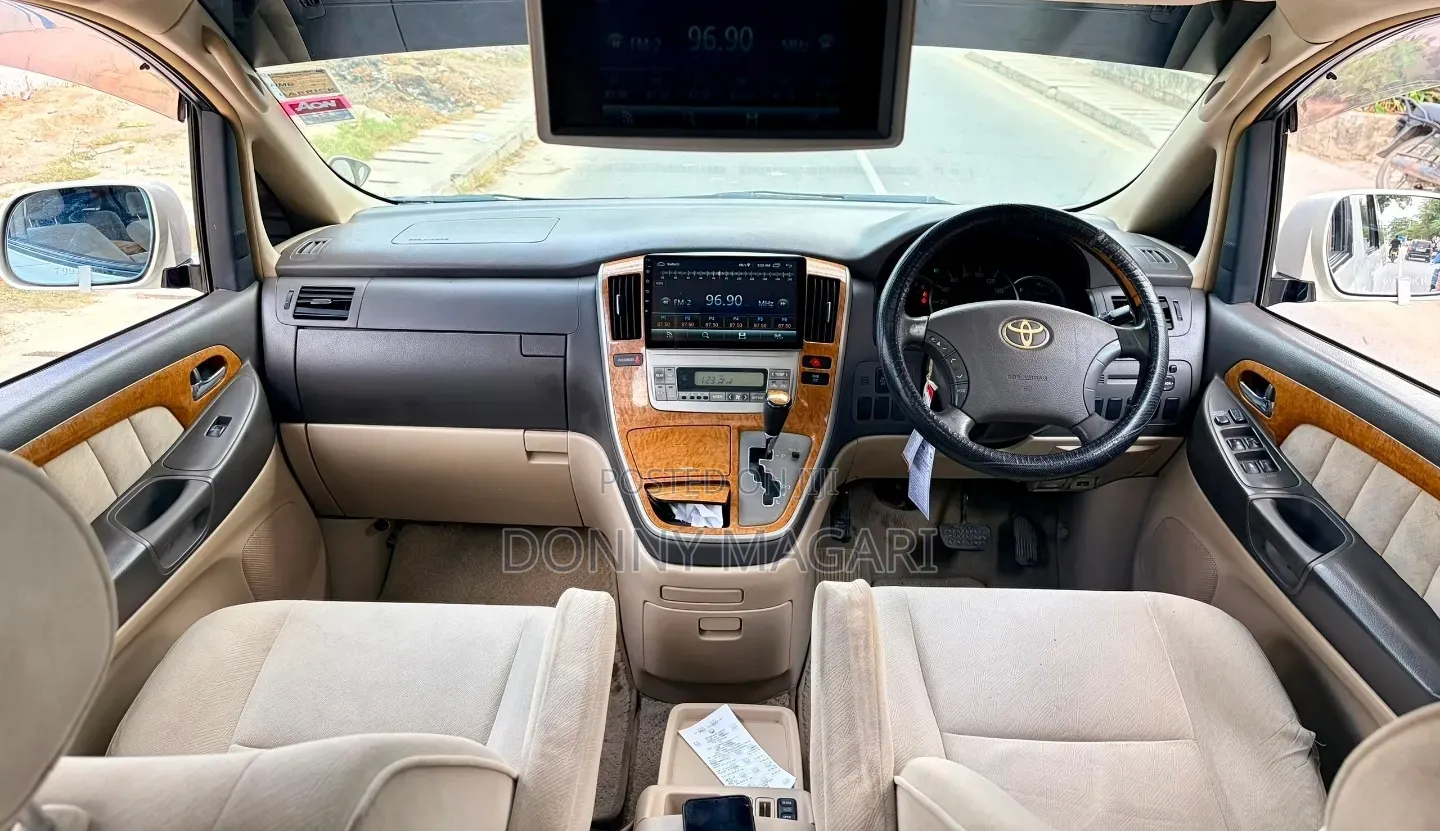 Toyota Alphard 2006 White