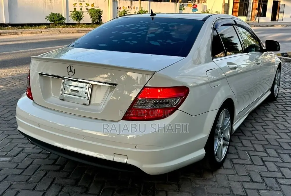 Mercedes-Benz C-Class 2008 White