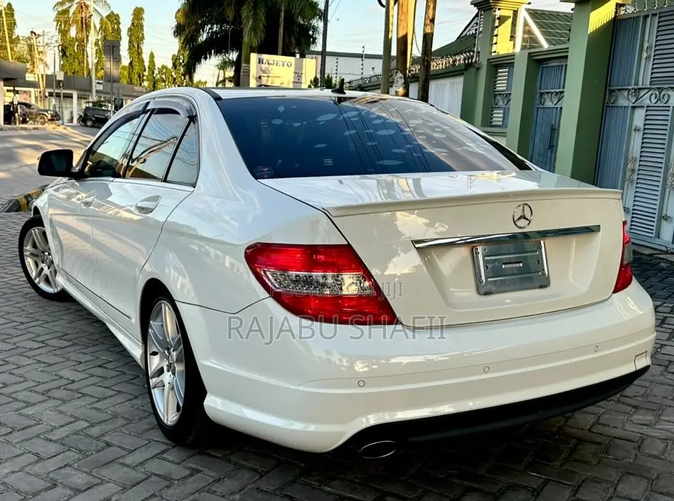 Mercedes-Benz C-Class 2008 White