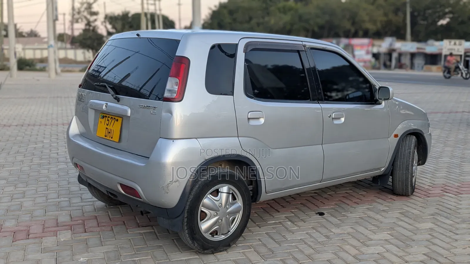 Suzuki Swift 2003 Silver