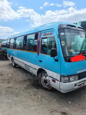 Toyota Coaster 2004 Blue