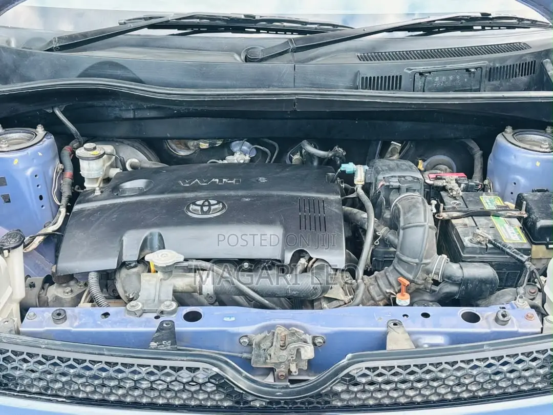 Toyota Sienta 1.5 AWD 2005 Blue