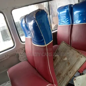 Toyota HiAce 2002