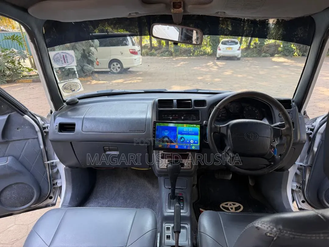 Toyota RAV4 1999 Pearl