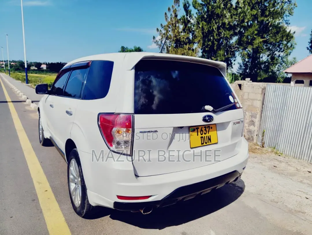 Subaru Forester 2013 White
