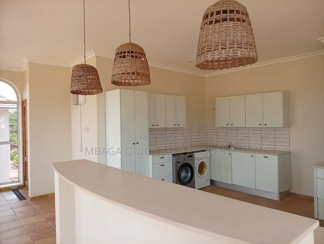 Furnished 4bdrm Apartment in Oyster Bay for rent