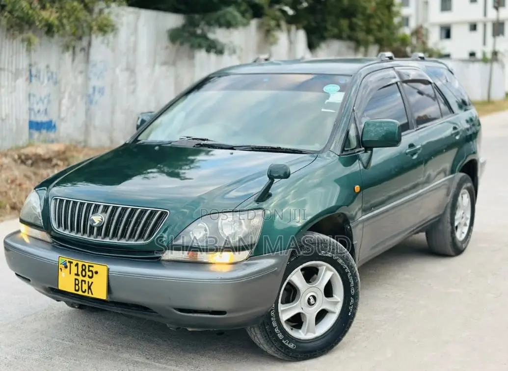 Toyota Harrier 3.0 V6 2005 Green