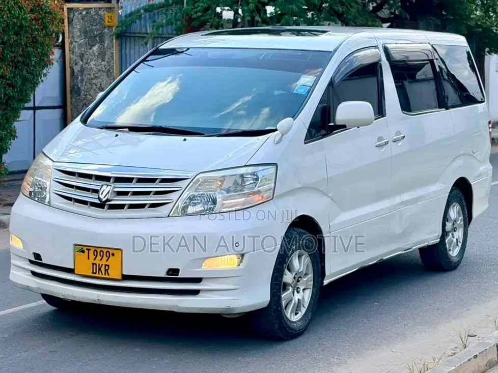 Toyota Alphard 2.4 Petrol FWD 2006 White