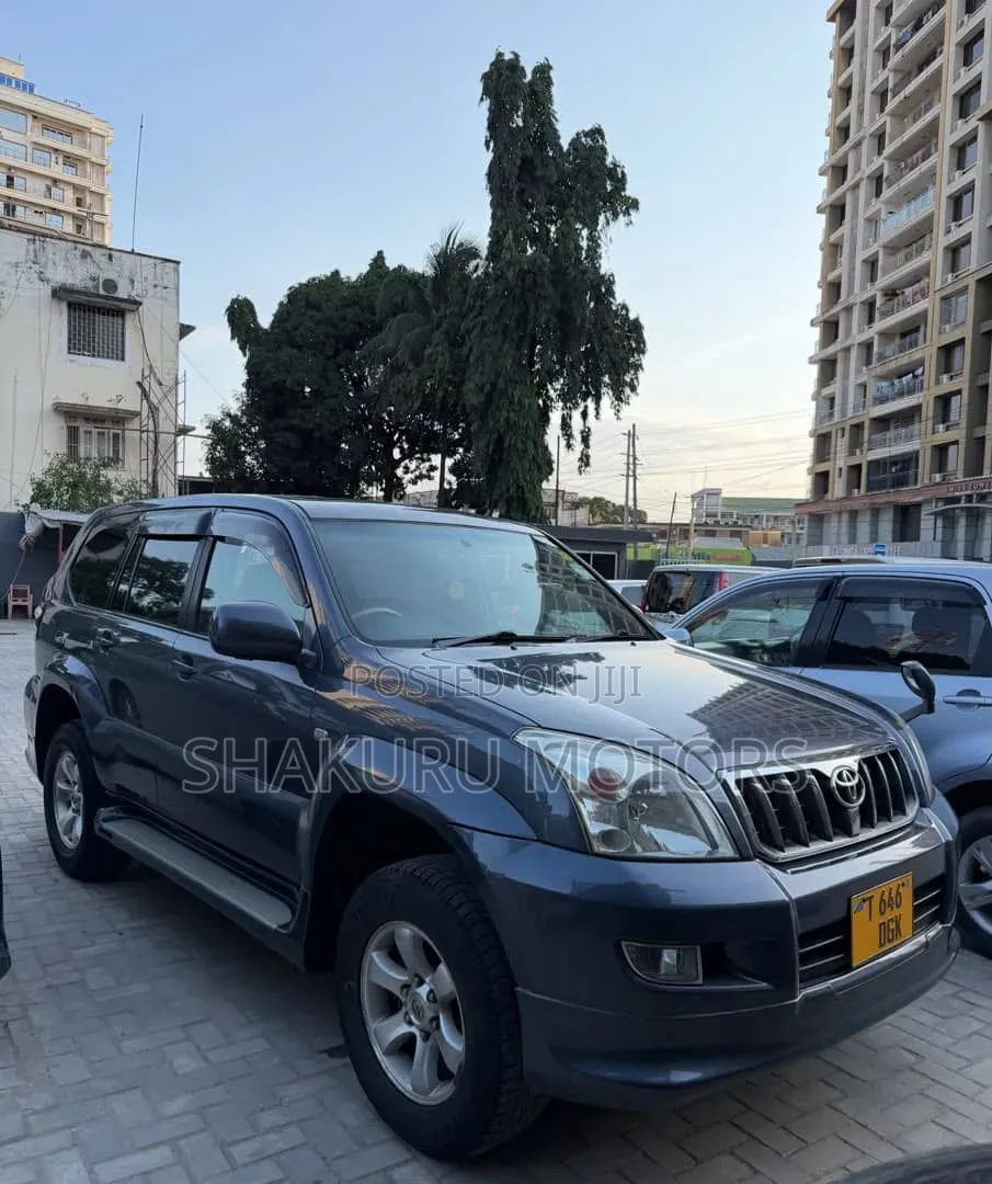 Toyota Land Cruiser Prado 2006 Blue