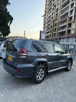 Toyota Land Cruiser Prado 2006 Blue
