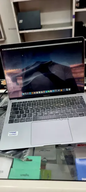 Laptop Apple MacBook Air 2017 8GB Intel Core i5 SSD 128GB