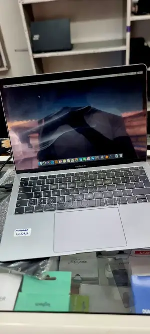 Laptop Apple MacBook Air 2017 8GB Intel Core i5 SSD 128GB