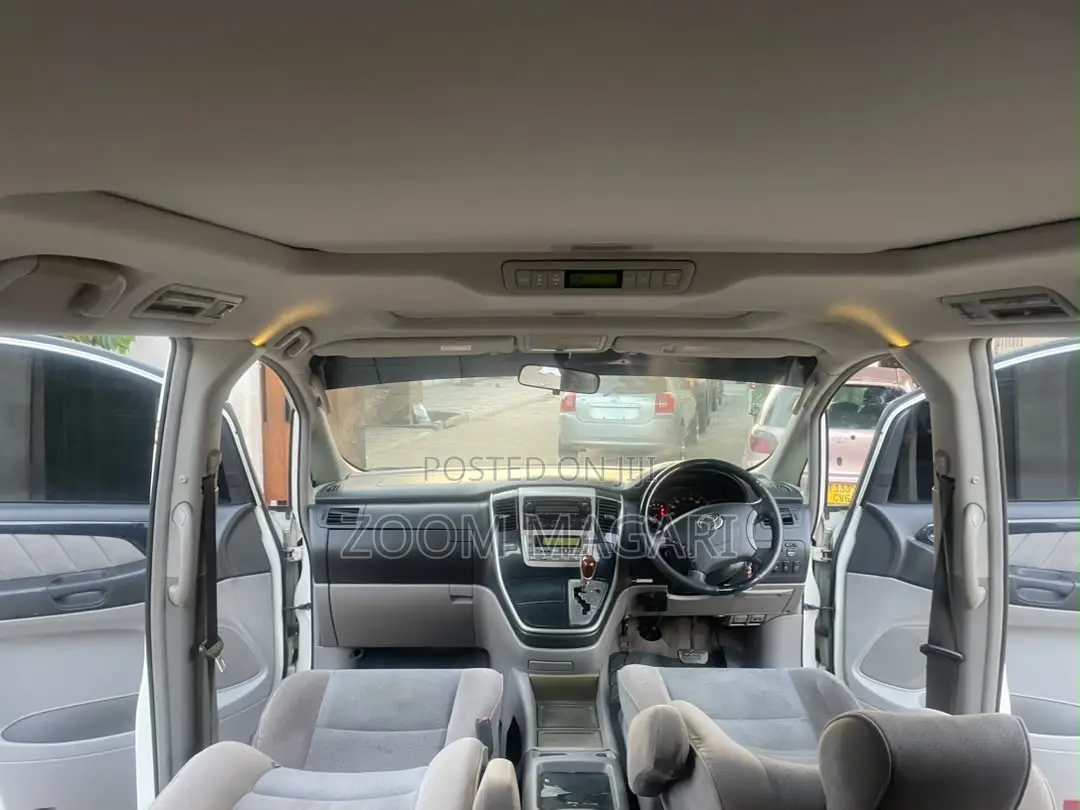 Toyota Alphard 2004 White