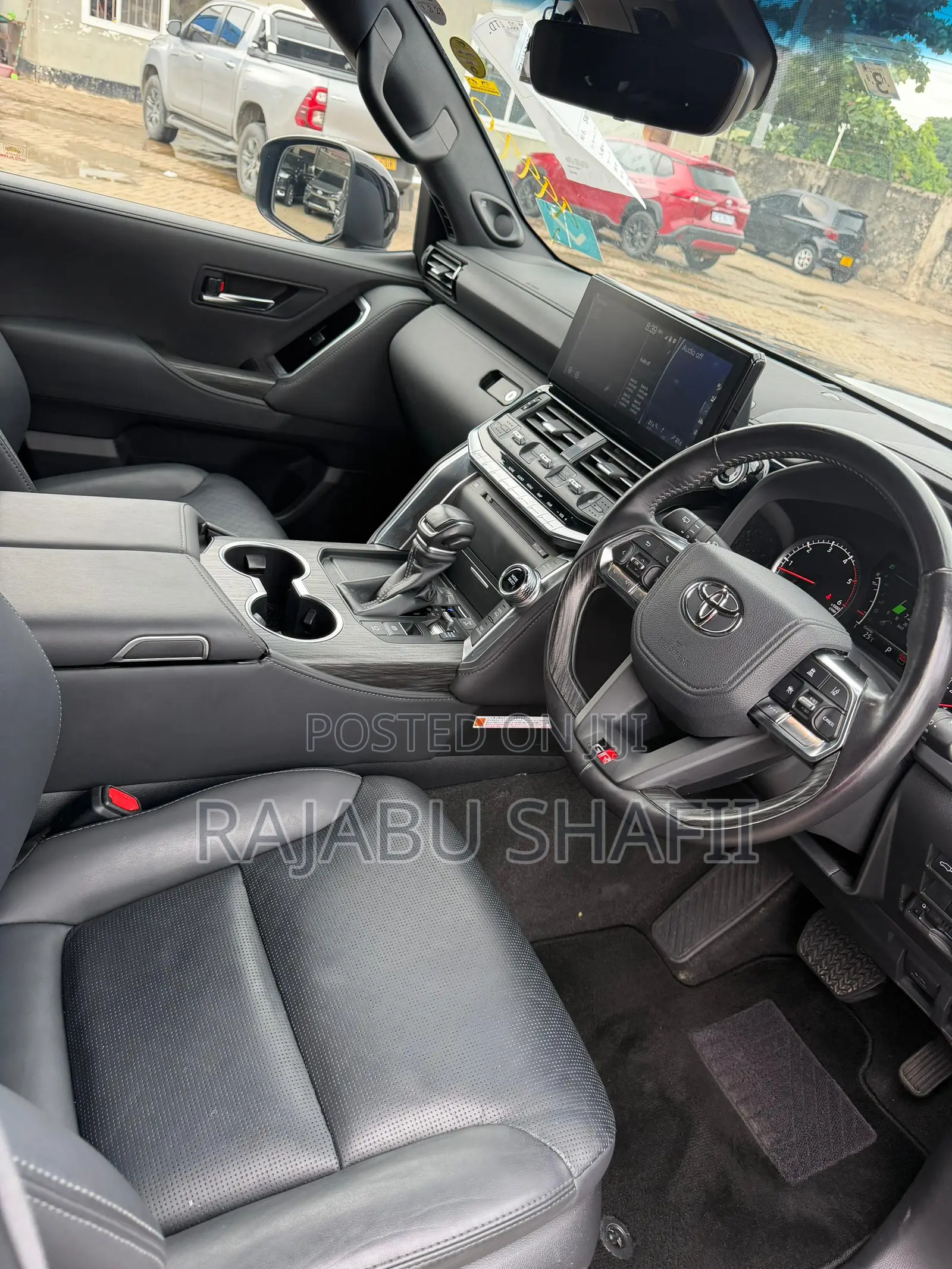 Toyota Land Cruiser LC300 2024 Gray