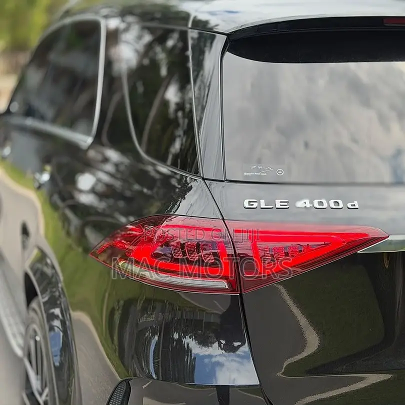 Mercedes-Benz GLE-Class GLE 400d 4MATIC 2021 Black