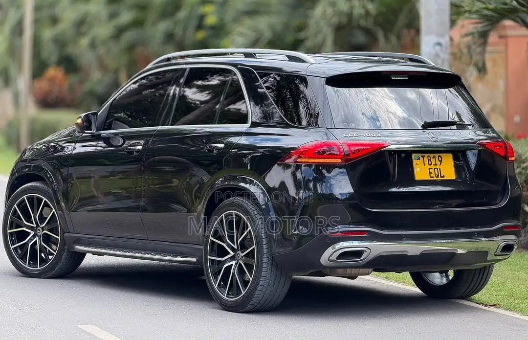 Mercedes-Benz GLE-Class GLE 400d 4MATIC 2021 Black