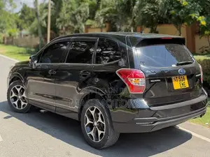 Subaru Forester 2014 Black