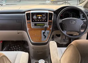 Toyota Alphard 2008