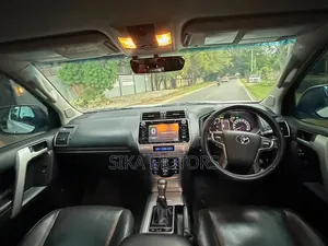 Toyota Land Cruiser Prado 2020 White