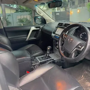 Toyota Land Cruiser Prado 2020 White