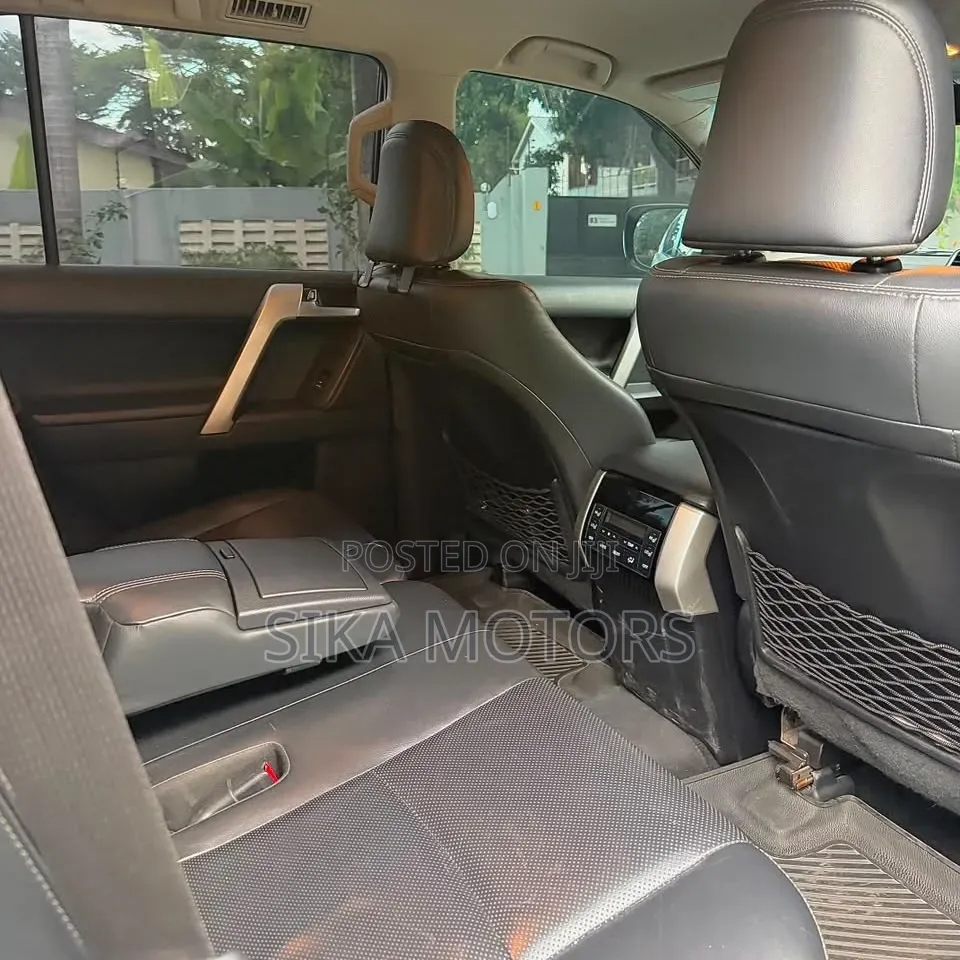 Toyota Land Cruiser Prado 2020 White