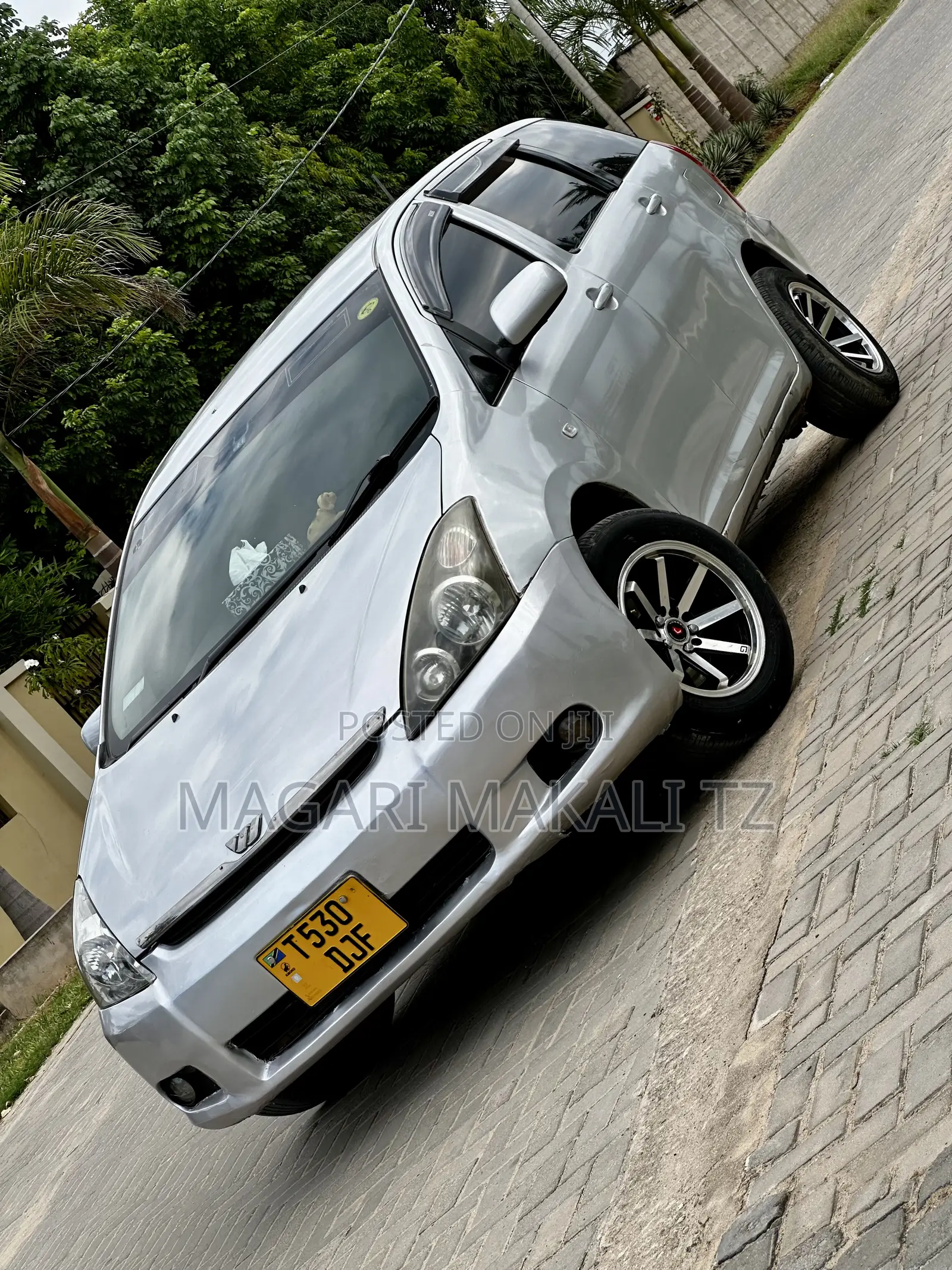 Toyota Wish 2004 Silver