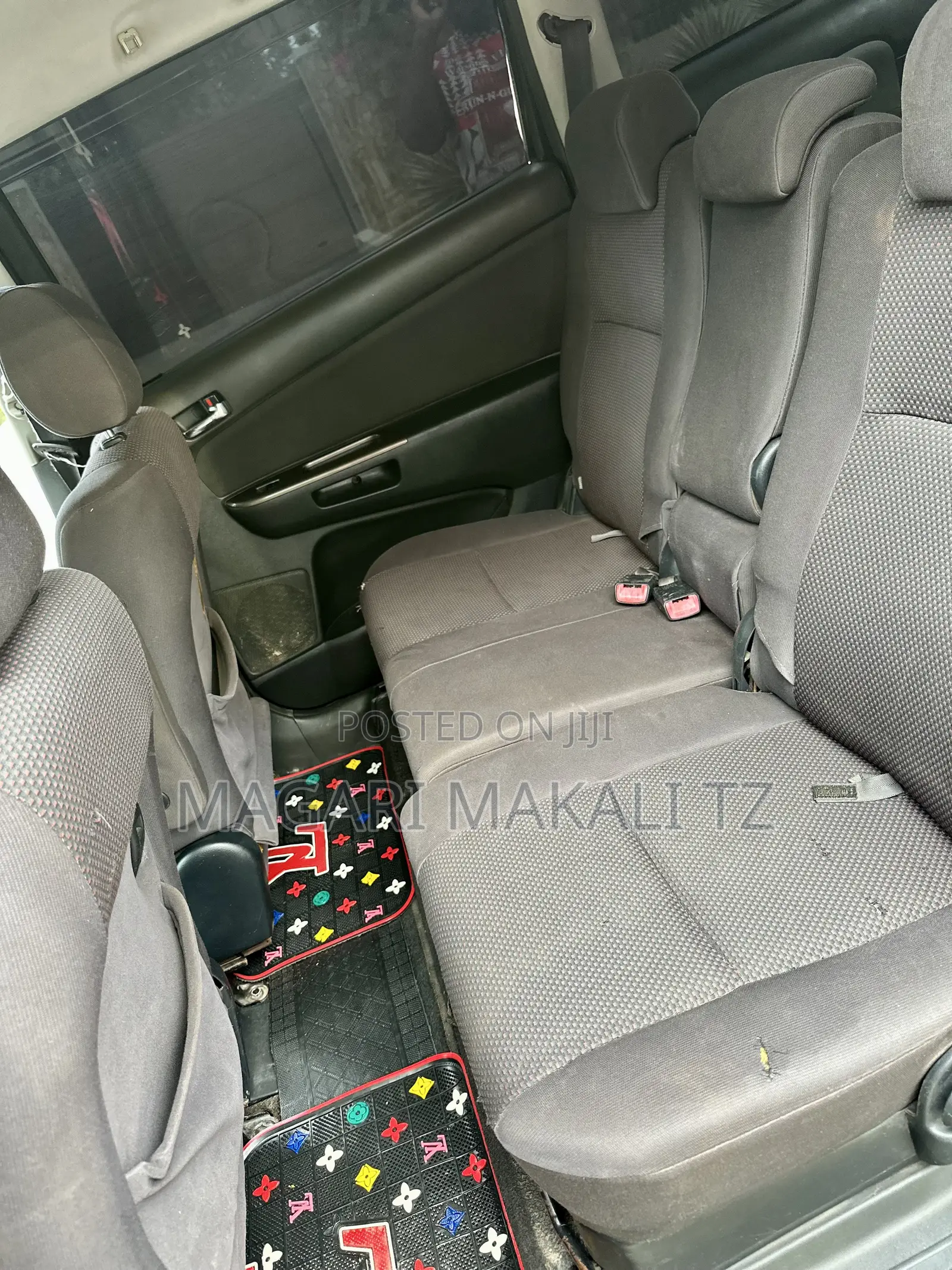 Toyota Wish 2004 Silver