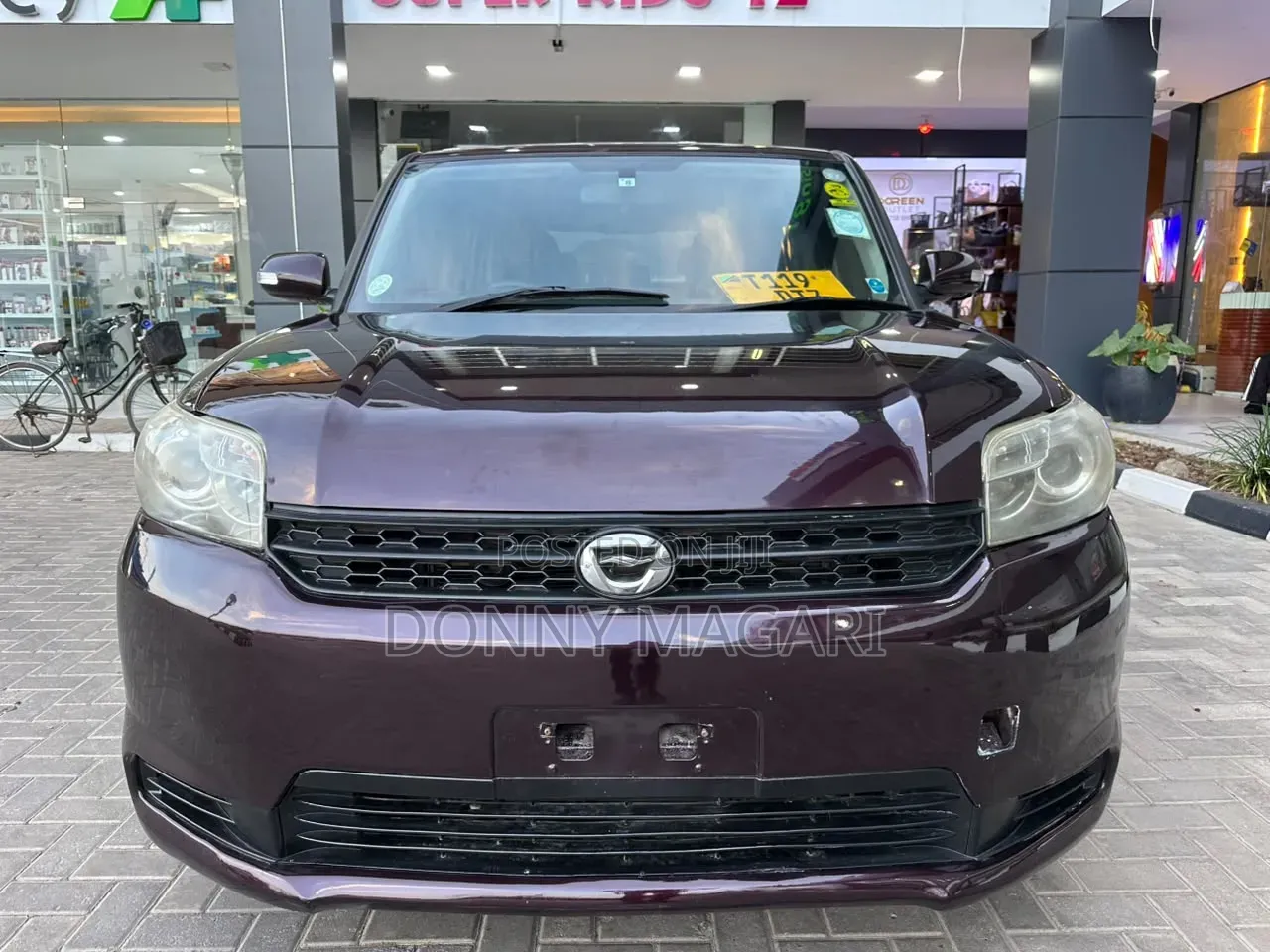 Toyota Corolla Rumion 2011 Maroon