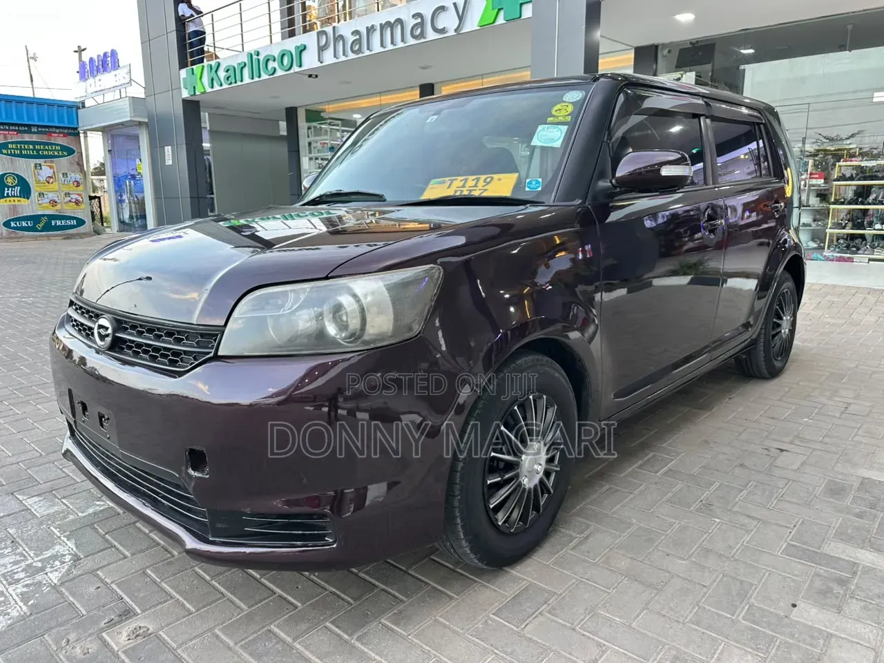 Toyota Corolla Rumion 2011 Maroon