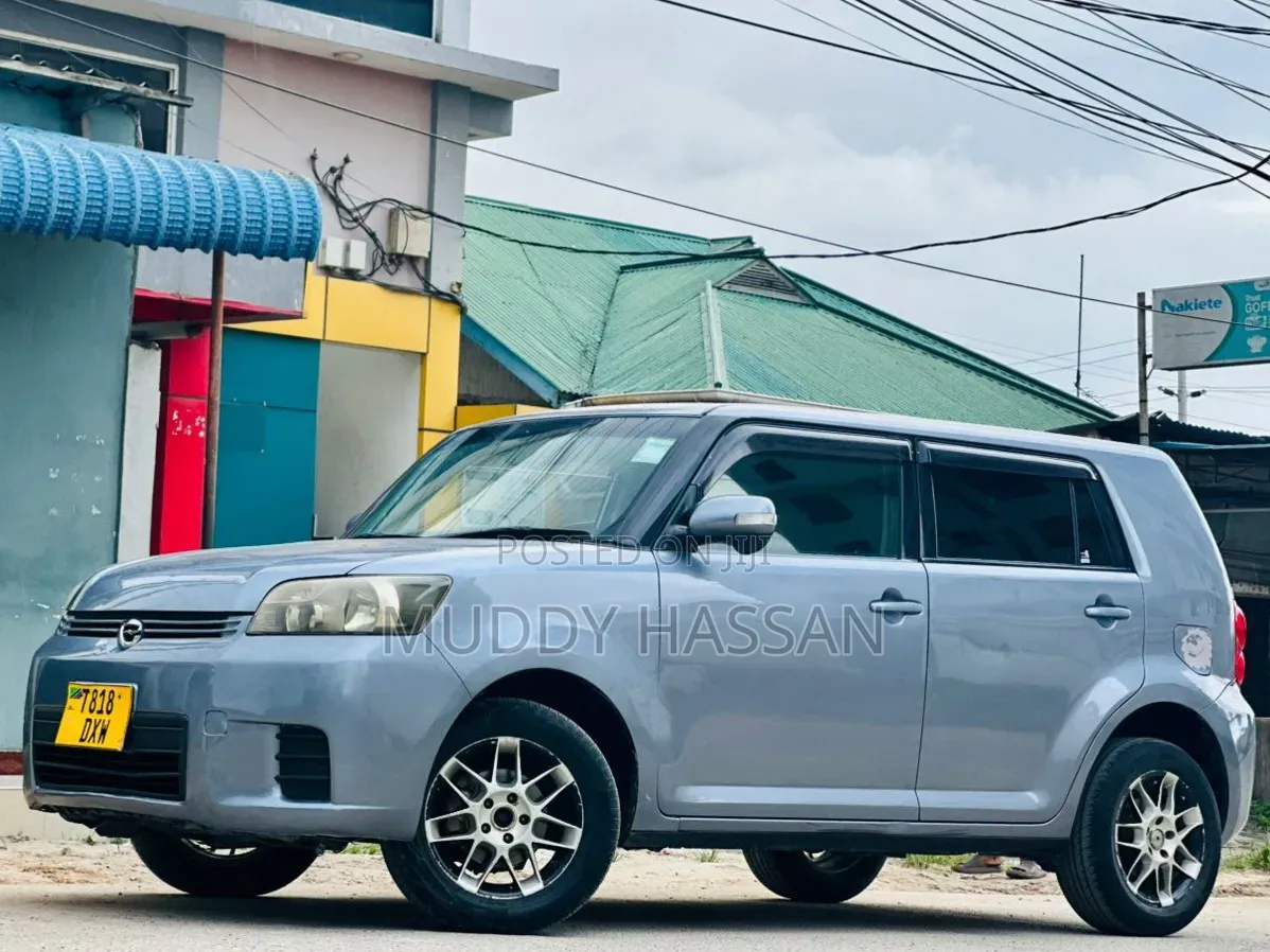 Toyota Corolla Rumion 2008 Gray