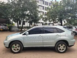 Toyota Harrier 2008 Silver