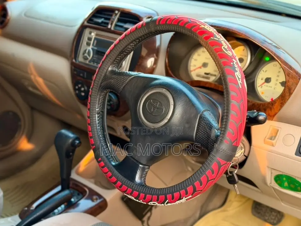 Toyota RAV4 Automatic 2003 Gold
